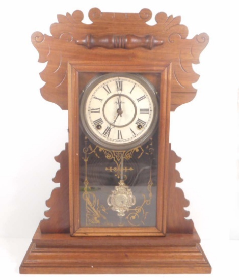 ANTIQUE E. INGRAHAM GINGERBREAD MANTLE / PARLOR CLOCK