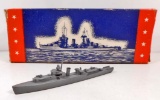 VINTAGE WARSHIPS OF THE WORLD AUTHENTIC SCALE MODEL IN ORIG BOX