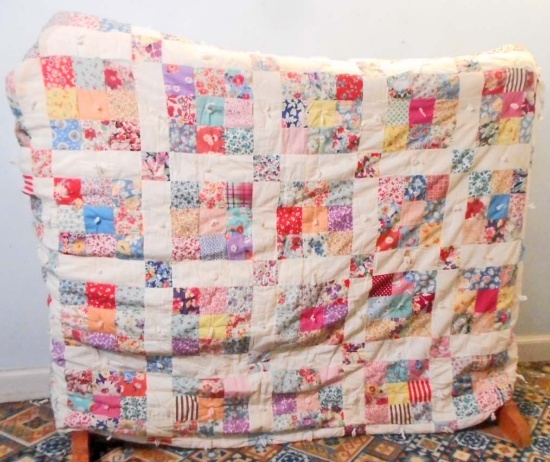 VINTAGE HAND TIED QUILT