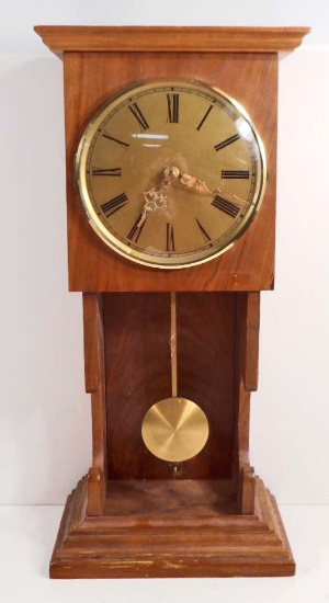 VINTAGE MANTEL CLOCK