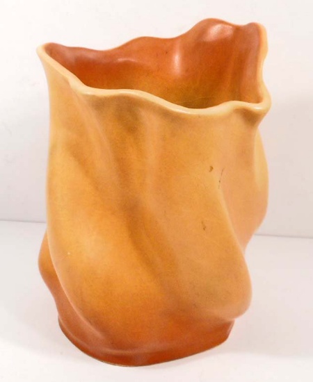 VINTAGE ROSEVILLE FLORANE II VASE 81-7