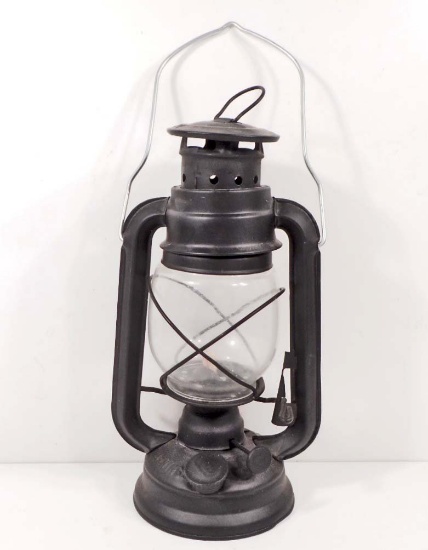 BLACK BARN LANTERN