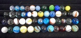 LOT OF VINTAGE MARBLES