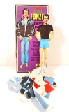 VINTAGE 1976 FONZIE PAPER DOLL IN ORIGINAL BOX