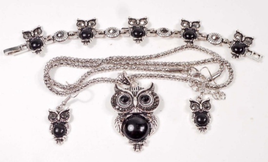 ADORABLE BLACK OWL JEWELRY SET - EARRINGS, NECKLACE & BRACELET