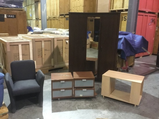 Storage Pallet: Furniture Household