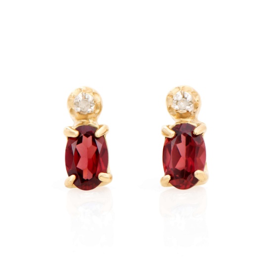Plated 18KT Yellow Gold and Sterling Silver 0.95ctw Garnet Earrings