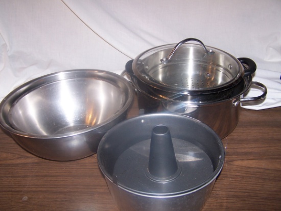 Large Metal Bowls, Bunt cake pan and Pot with lid and colander