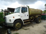 2000 FREIGHLINER FL70 WATER TRUCK