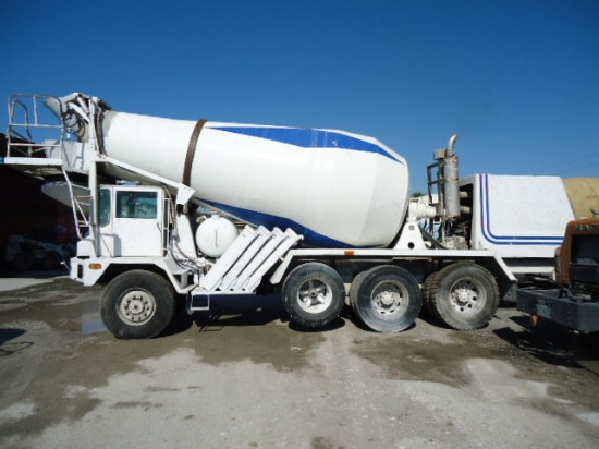 1995 ADVANCE TRUCK MIXER