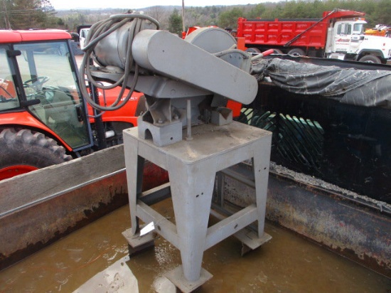 SPEED CUT NO. 20 CHOP SAW ON STAND,