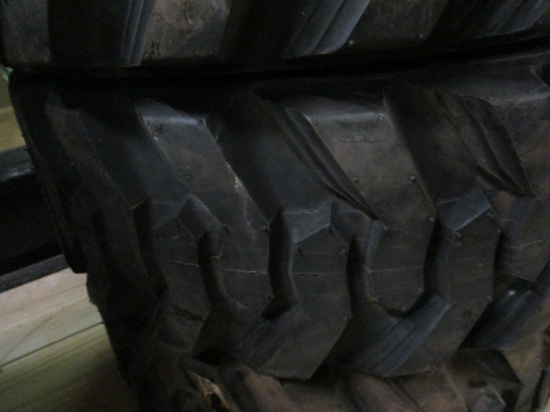 SKIDSTEER TIRE, 10-16.5