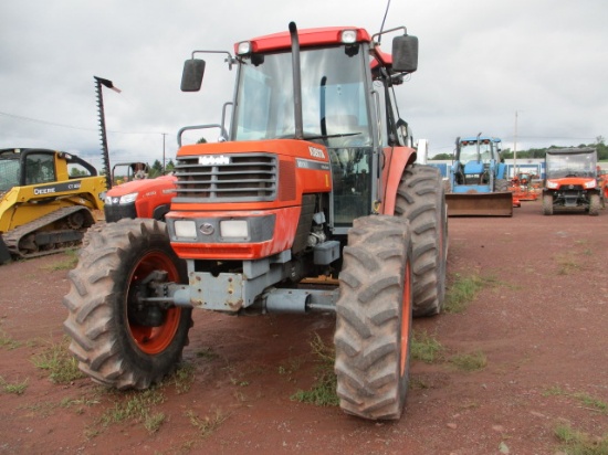 2002 KUBOTA M9000DTC TRACTOR