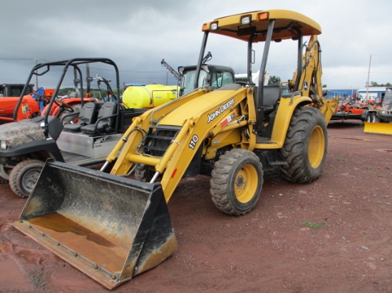 2004 JOHN DEERE 110 TLB, 4WD, HYDRO,