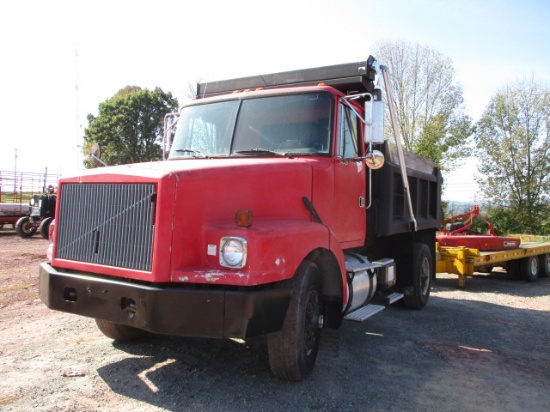 VOLVO WHITE GMC DUMP TRUCK W/TITLE