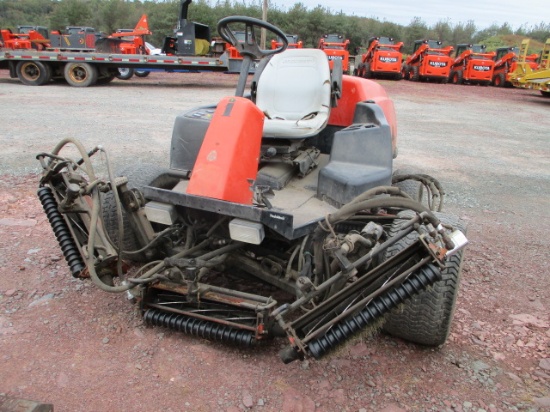 JACOBSEN LF3400 MOWER TRACTOR,