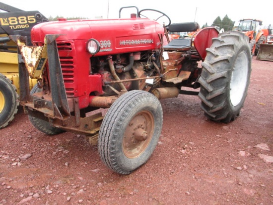 INTERNATIONAL 300 TRACTOR