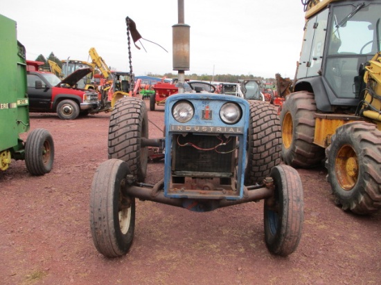 INTERNATIONAL 2444 TRACTOR W/MOWER,