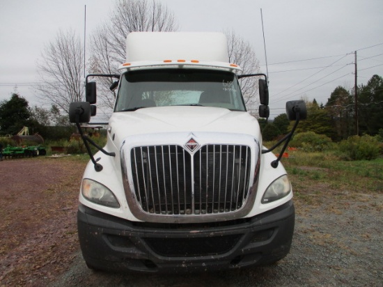 2011 INT NAVISTAR ROAD TR W/TITLE,