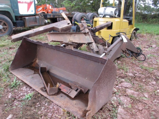 CASE FRONT END LOADER W/VALVE BODY,