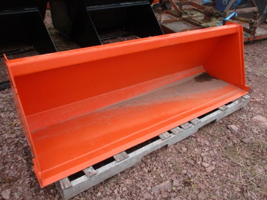 KUBOTA L2283 LOADER BUCKET