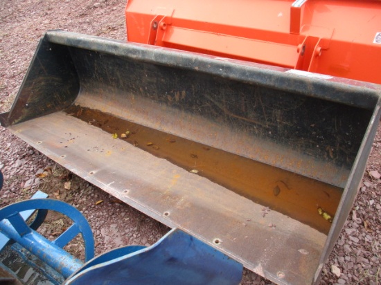MATERIAL BUCKET