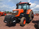 2011 KUBOTA M108SHC TR W/CAB & MOWER,