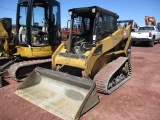 CAT 257 SKIDSTEER W/CAB, AIR, HEAT,