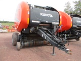 2015 KUBOTA BV4160PREM ROUND BALER,