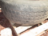 385/65R 22.5 tire