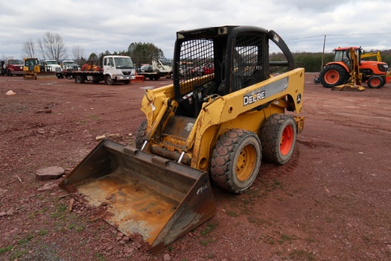 John Deere 317 Skid Steer