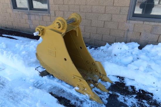 CAT 24" Pin On Bucket