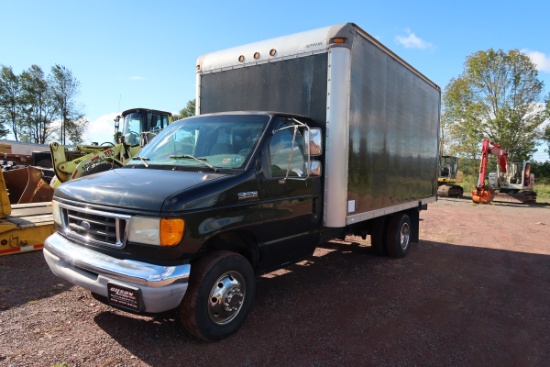 2006 Ford E-350 Super Duty Box Truck WITH TITLE