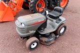 Craftsman LT2000 Lawn Tractor