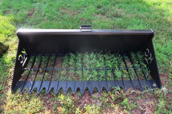 Brand New 76in QT Skeleton Bucket High Side