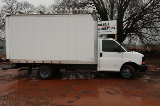 2012 Chevrolet 14' Box Truck WITH TITLE