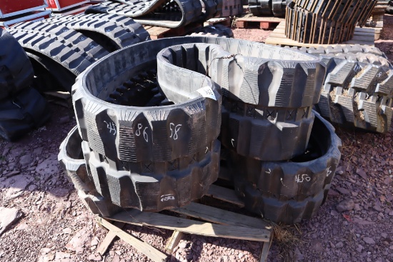 1 Pair Of 450-86-58 Rubber Tracks