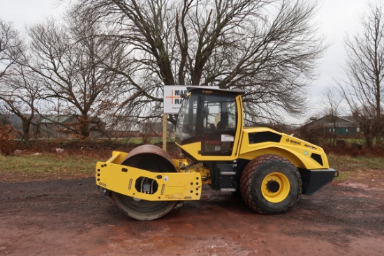 2019 Bomag BW211D5 ROLLER