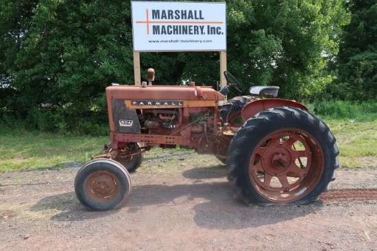 1969 INTERNATIONAL 504 TRACTOR