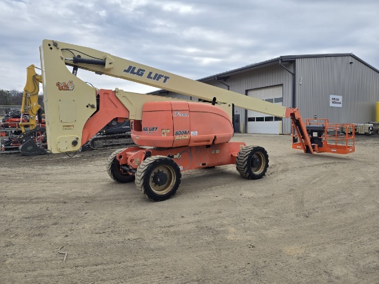 JLG 800AJ BOOM LIFT