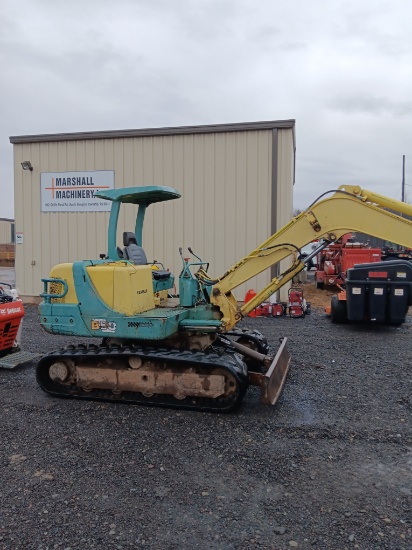 YANMAR B50 EXCAVATOR