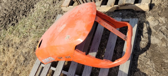 B2601 bonnet/hood