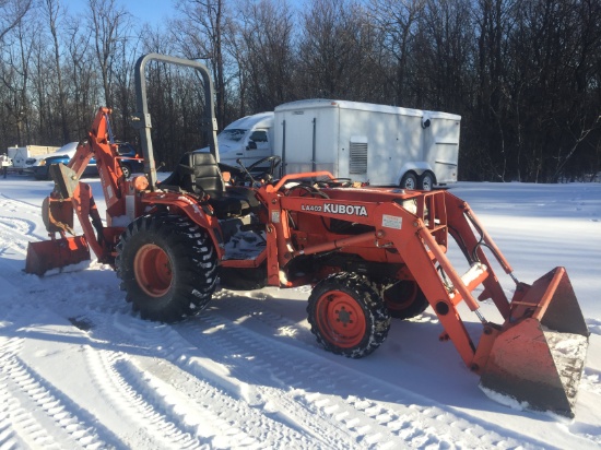 2002 Kubota tractor w/front end loader & backhoe