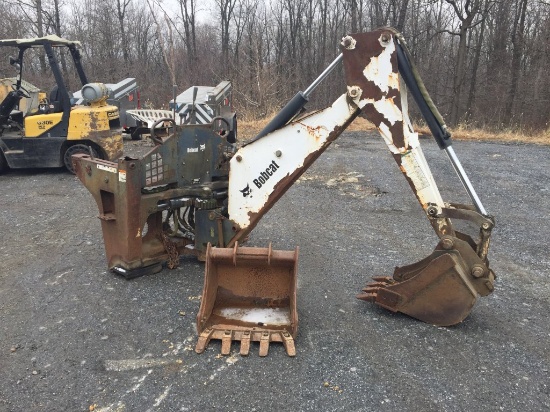 SKIDLOADER ATTACHMENT BOBCAT BACKHOE  W/2 BUCKETS