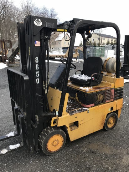 Daewoo GC255-2 5000lb Forklift