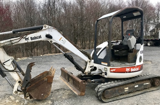 Bobcat 430 Mini Excavator W/24" Bucket