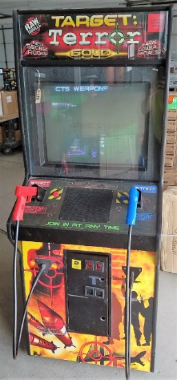 "Target Terror Gold" Arcade Machine
