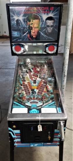 "Terminator 2 Judgement Day" Pinball Machine