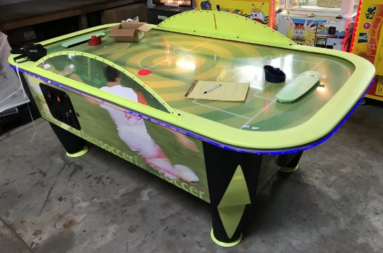 "Fast Soccer" Air Hockey