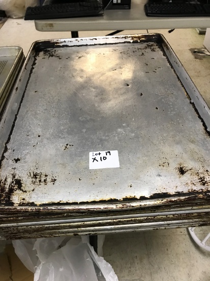 Assorted sheet pans ( 10 times your bid)